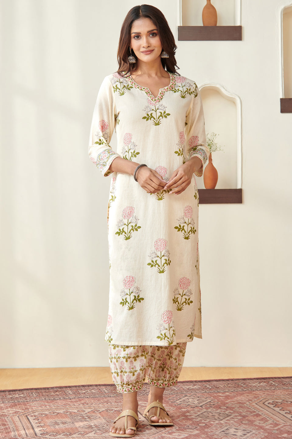 Nasrine Saba Sanganeri Kurta