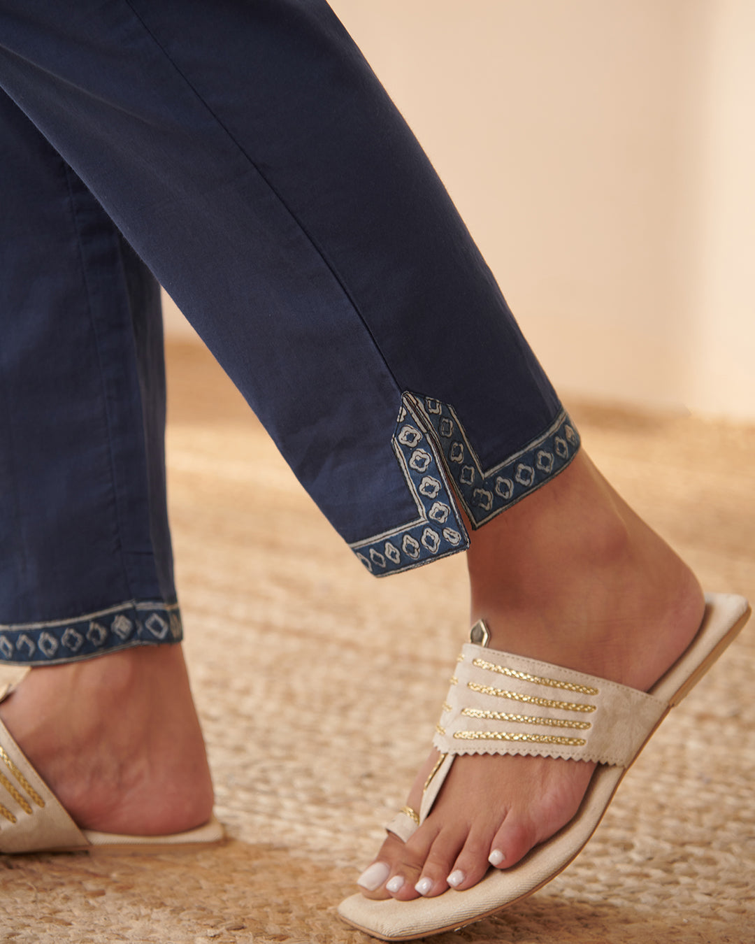 Sehra Zahira Bagru Dabu Narrow Pants
