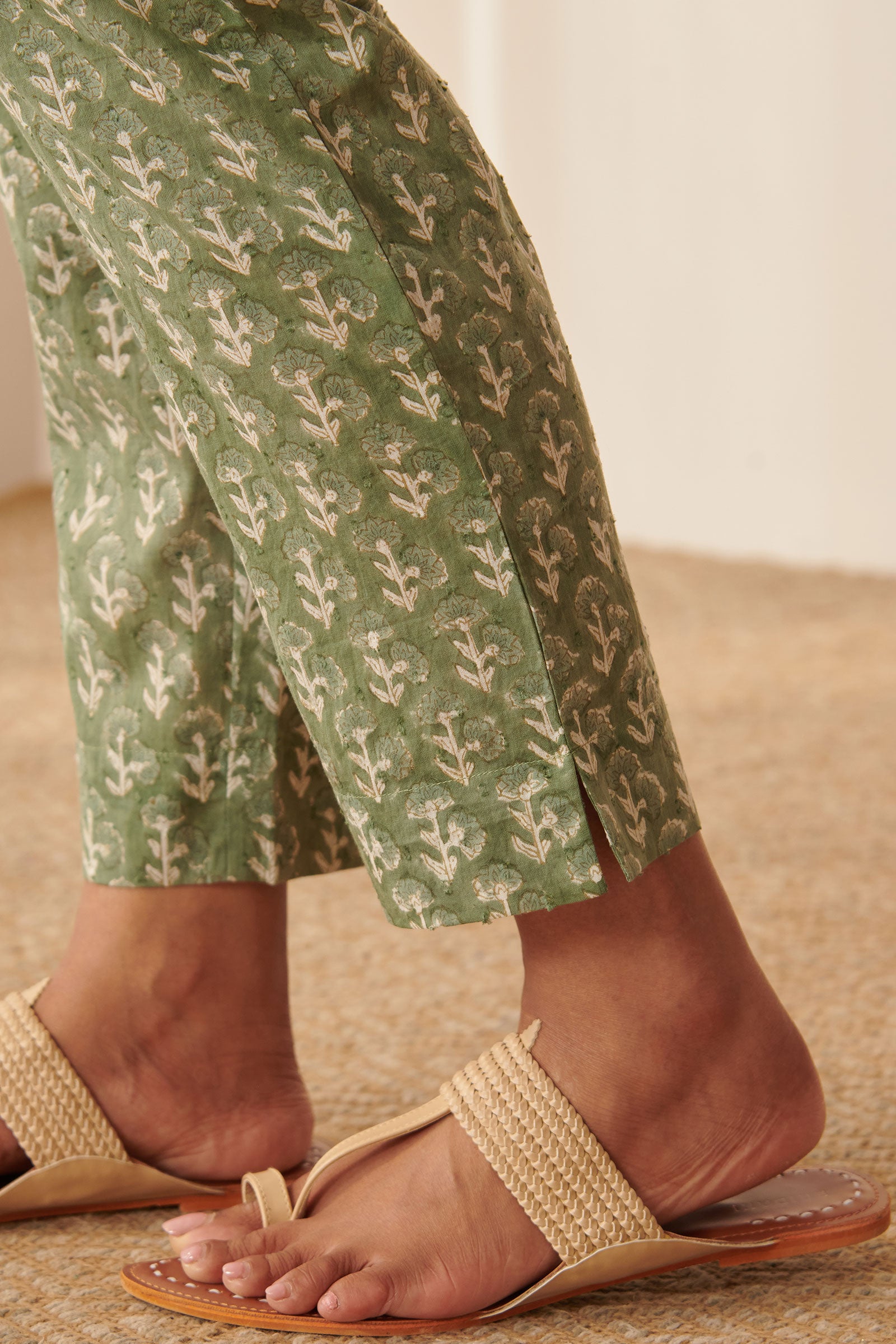 Rosheen Saher Sanganeri Narrow Pants
