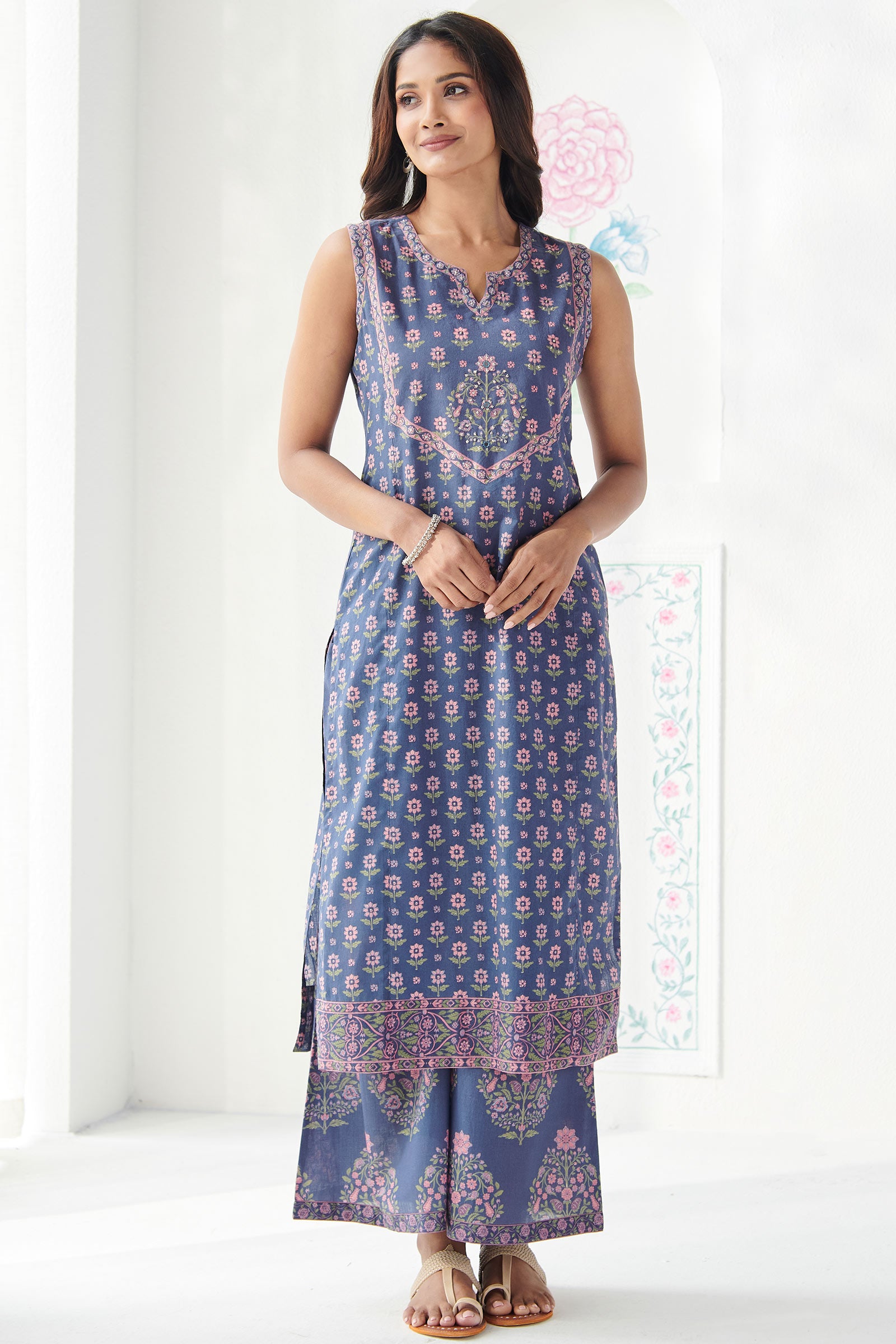 Gulbahar Mirza Kurta