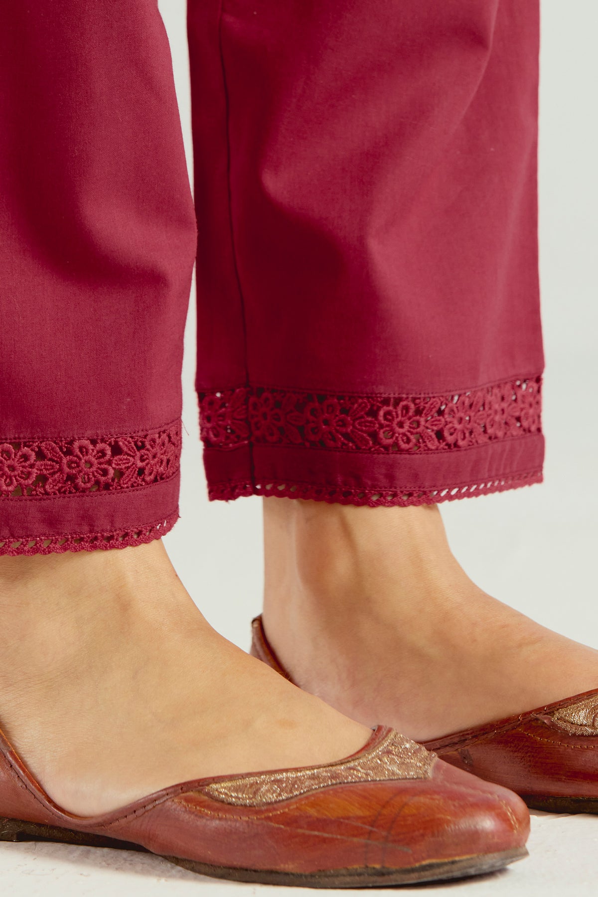 Roza Sehr Brick Red Narrow Pants