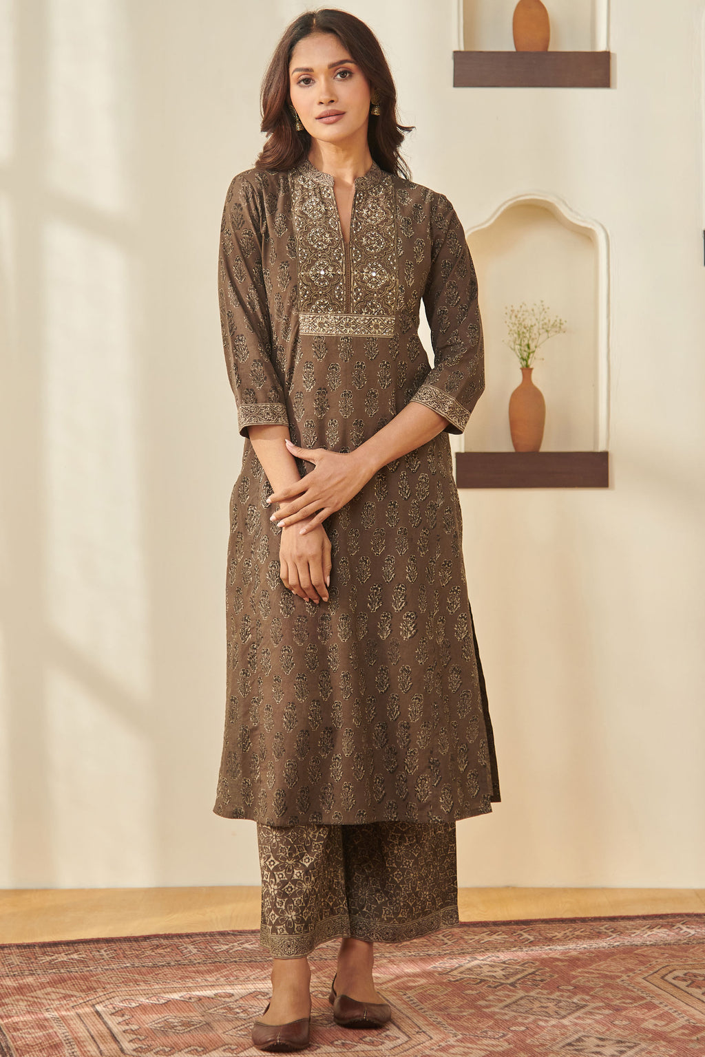 Sehra Zaira Akola Kurta