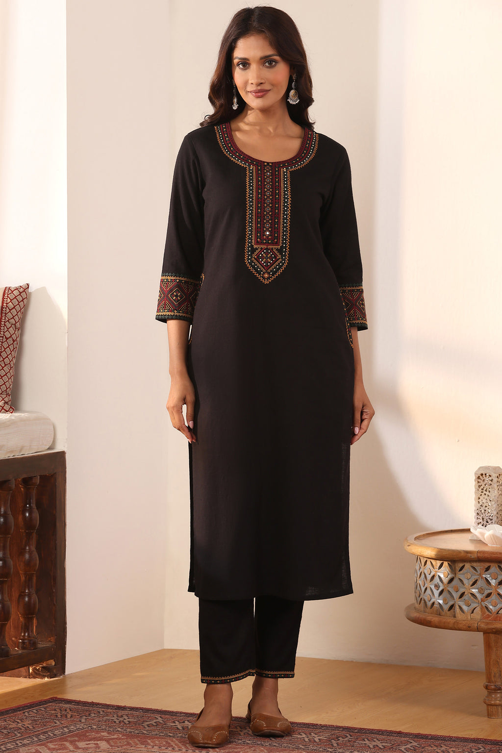 Mehraab Nahiza Black Kurta