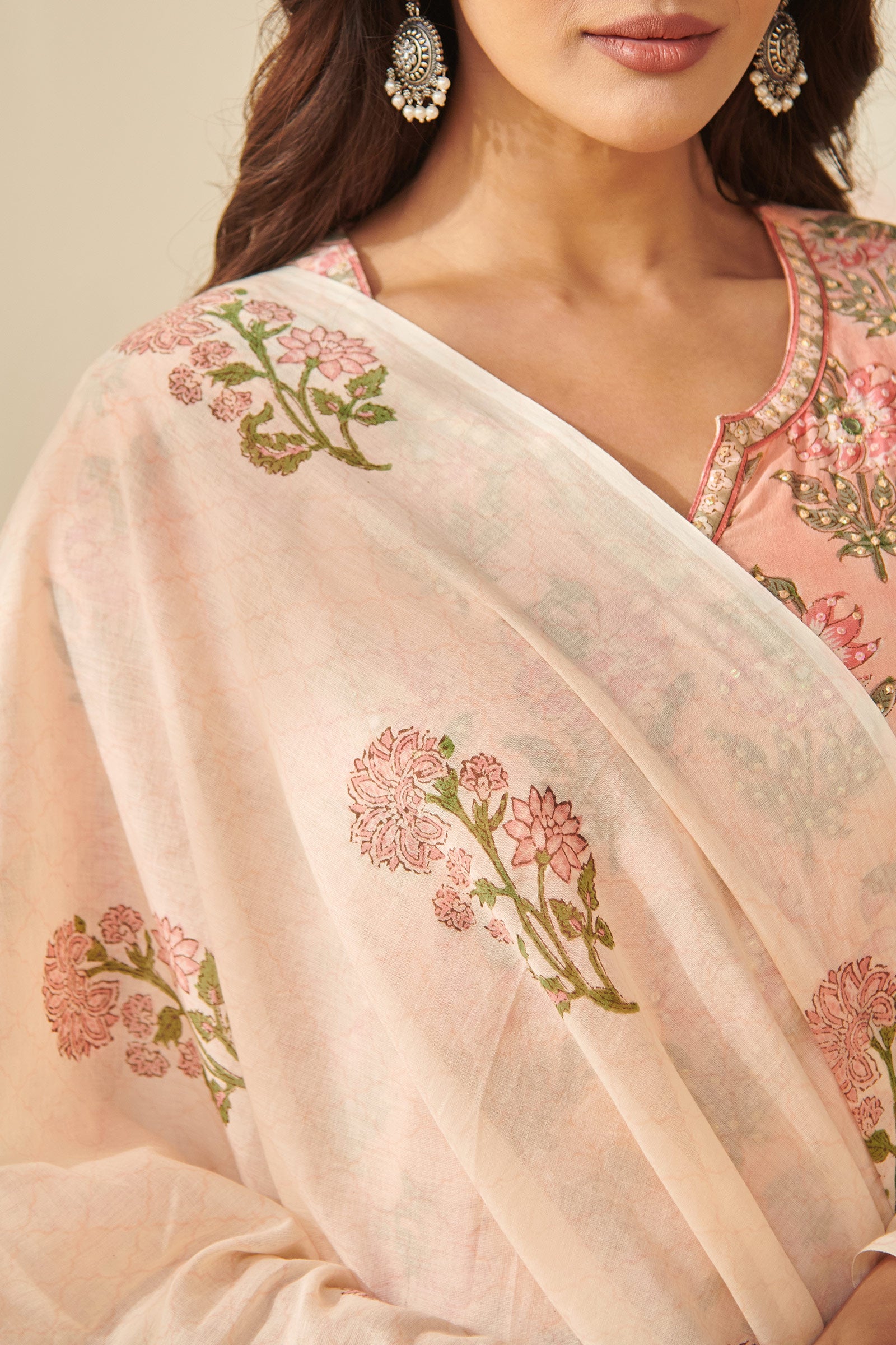 Gulbarg Kaira Sanganeri Dupatta