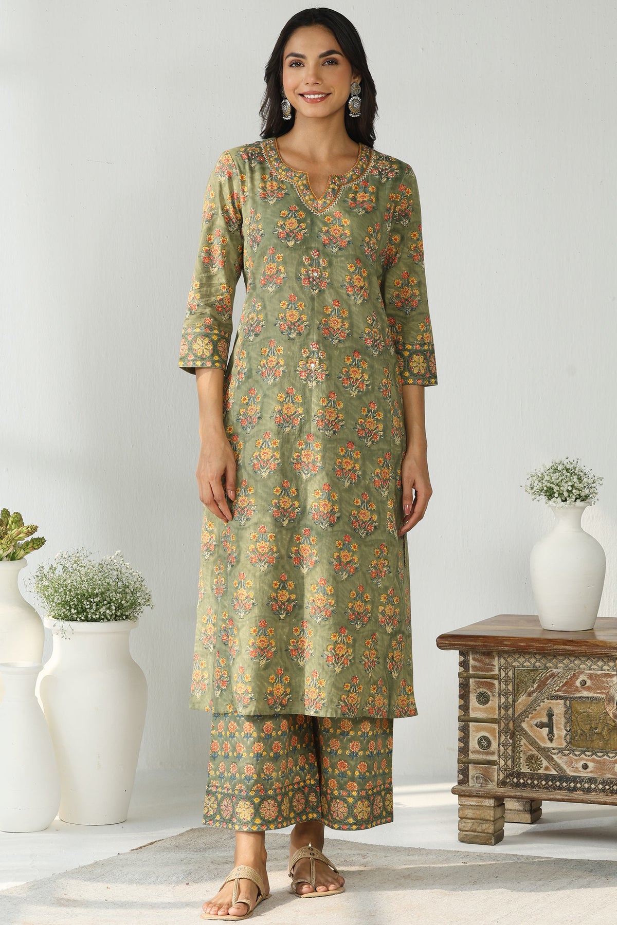 Nayanjal Inaya Sanganeri Kurta