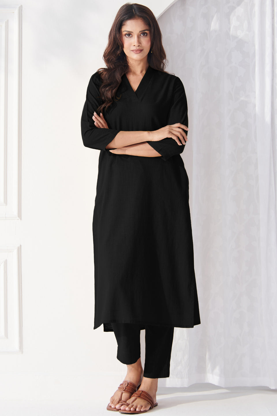 Surplus: Roza Shaira Black Kurta