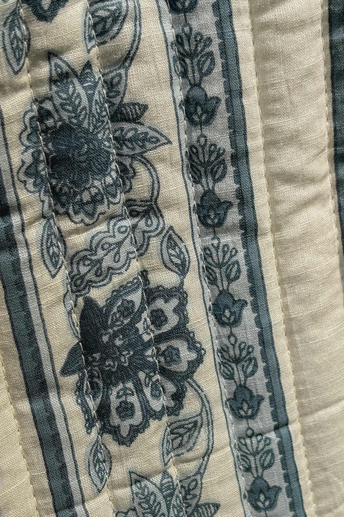 Roza Zehna Tote Bag
