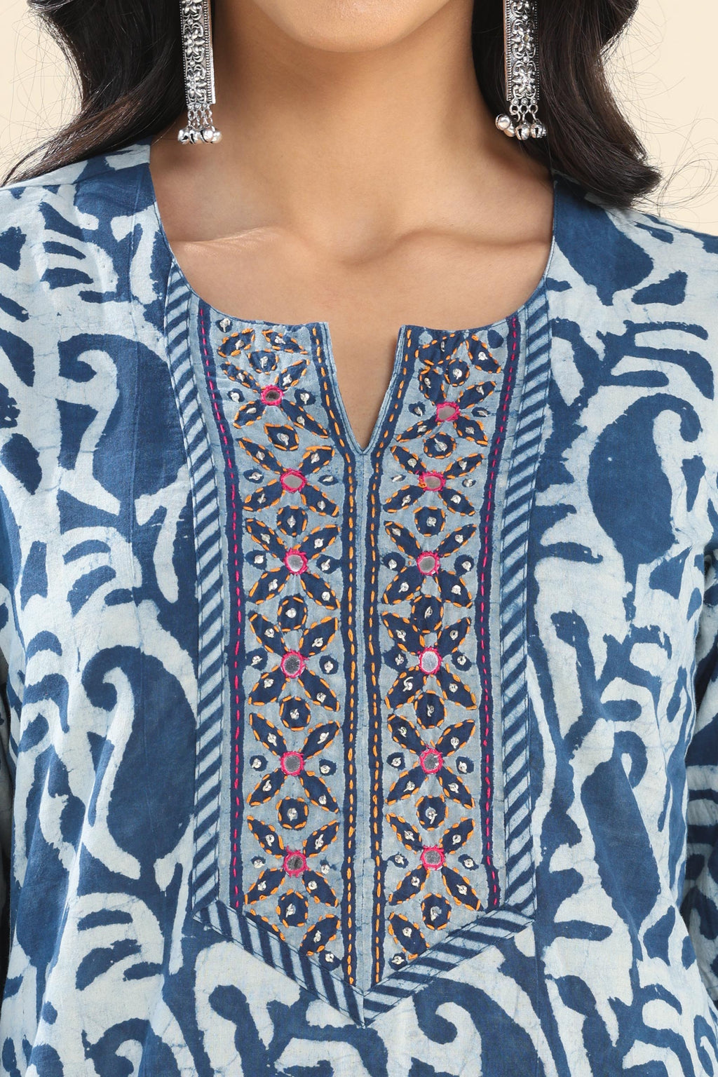 Nurtaj Zaaida Bagru Kurta