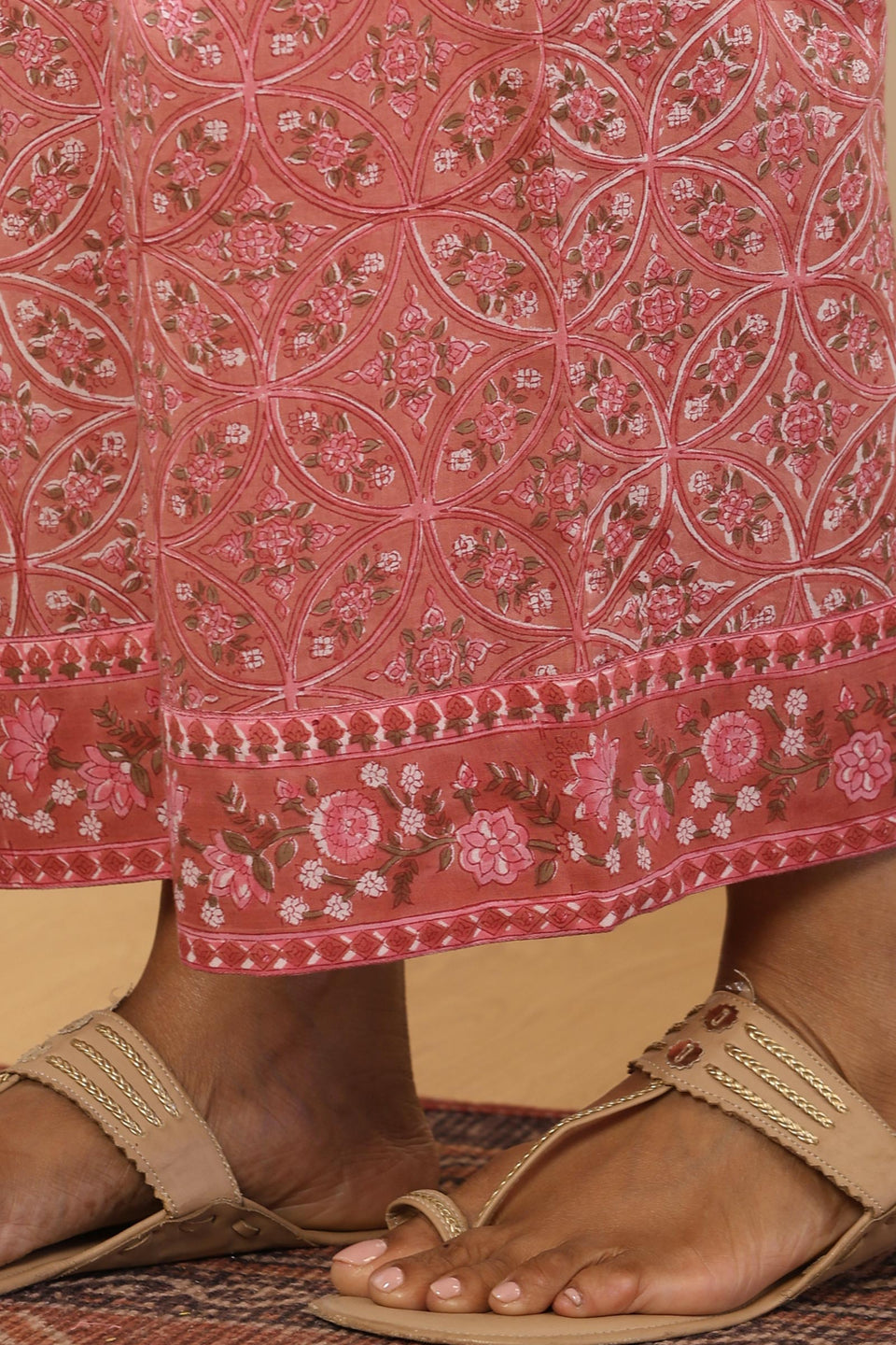 Roz Meher Ada Sanganeri Farsi