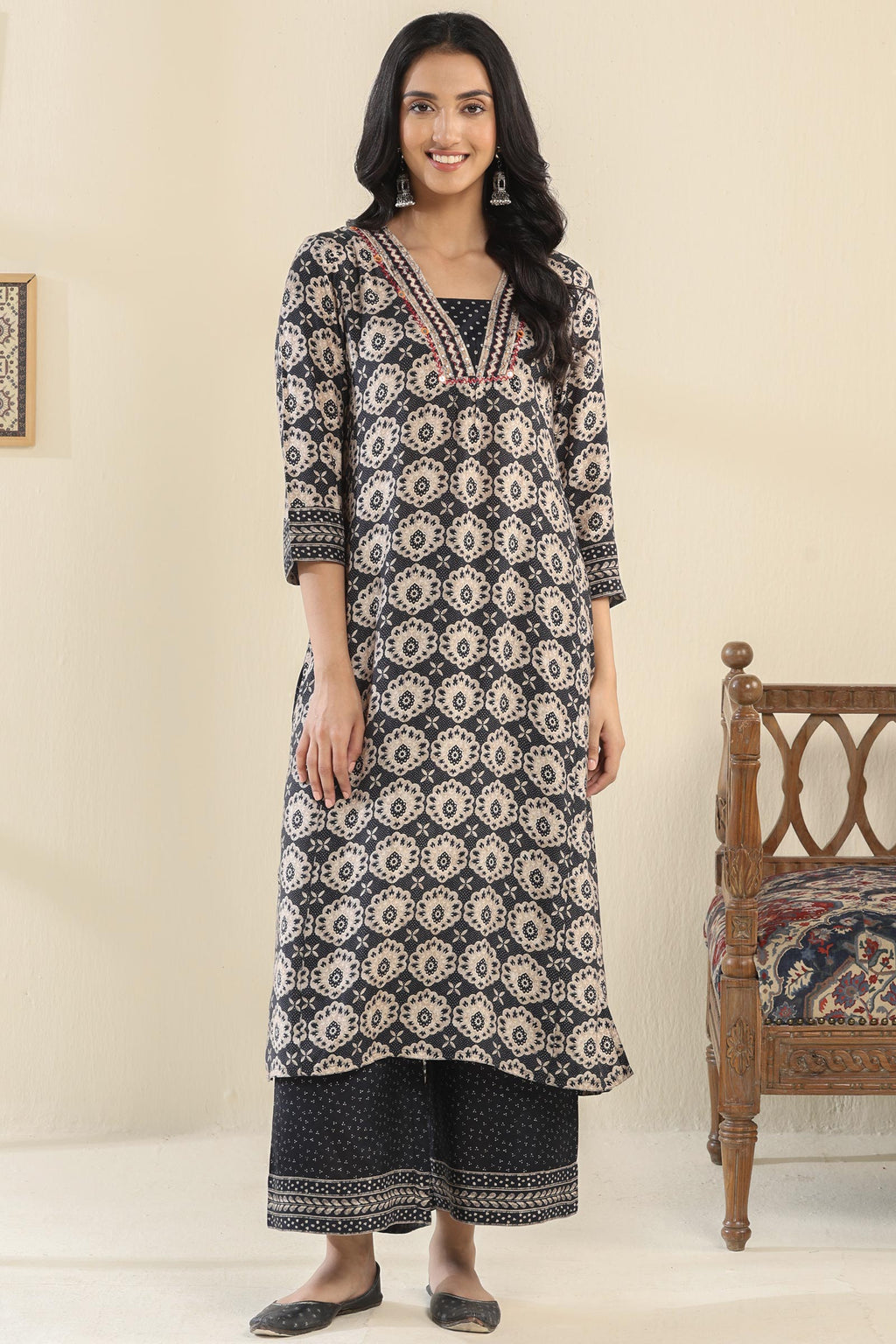 Rangrez Nasrin Kurta
