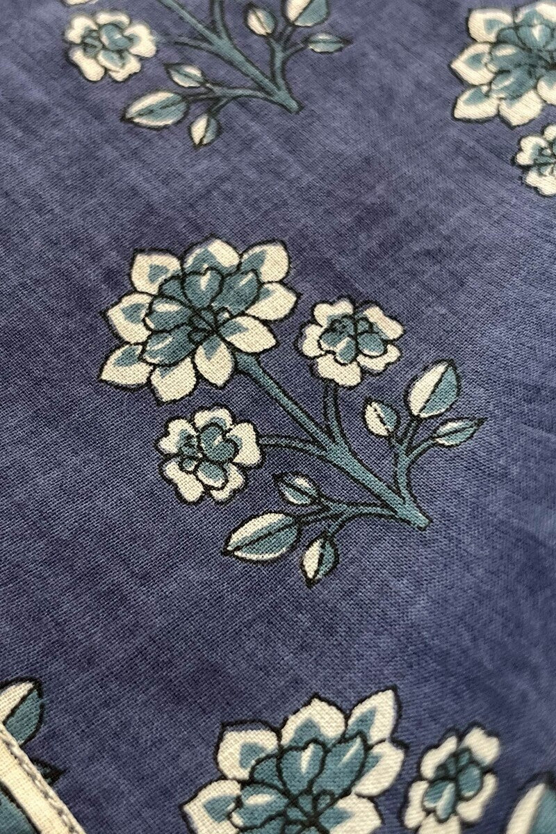 Surplus: Nazm Yasmine Sanganeri Kurta