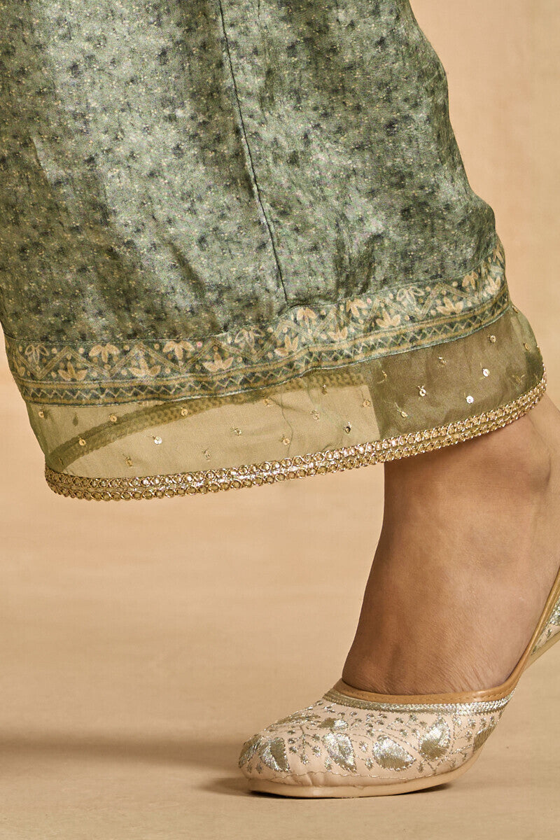 Mehrunissa Feriha Farsi