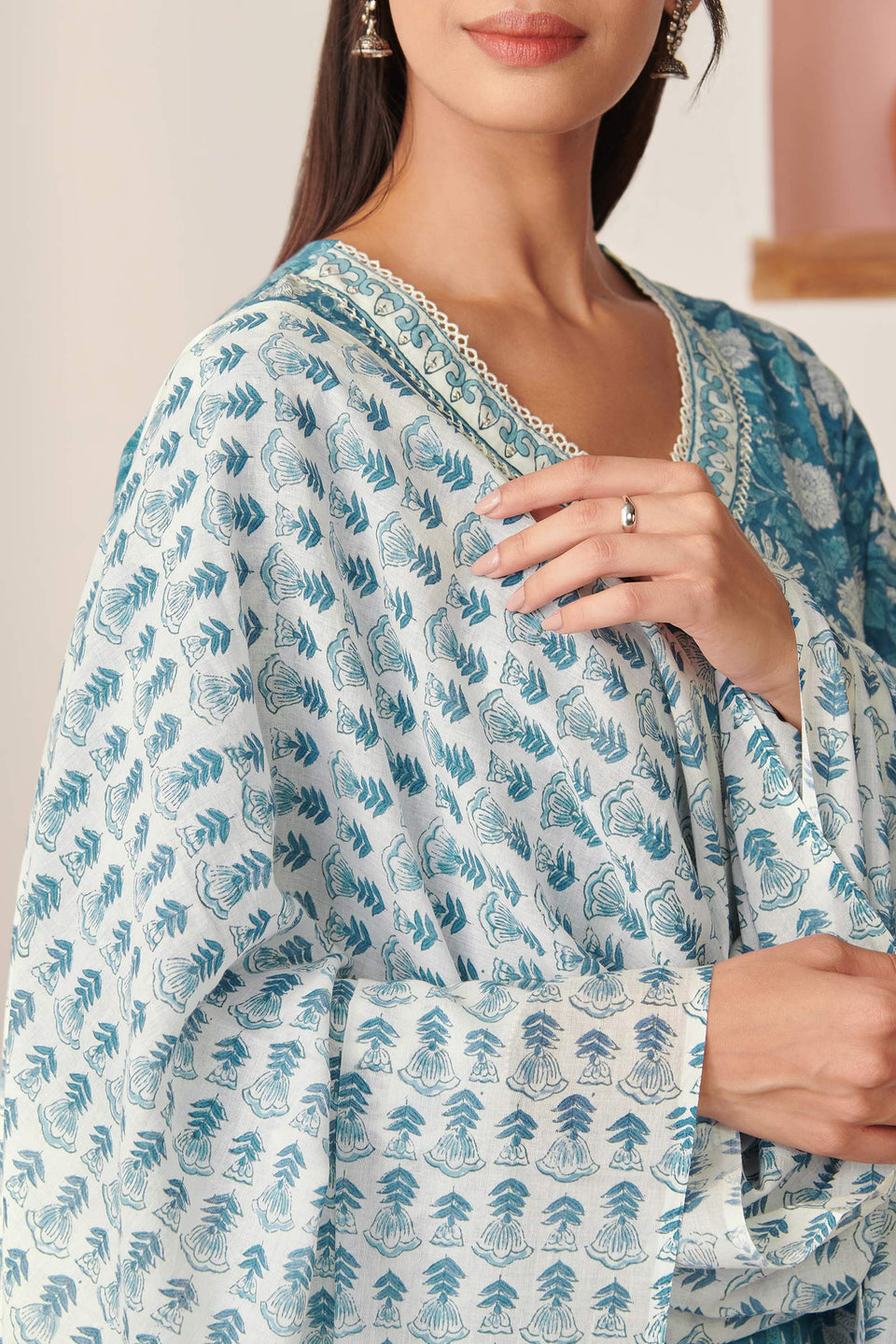 Gauhar Sania Sanganeri Dupatta