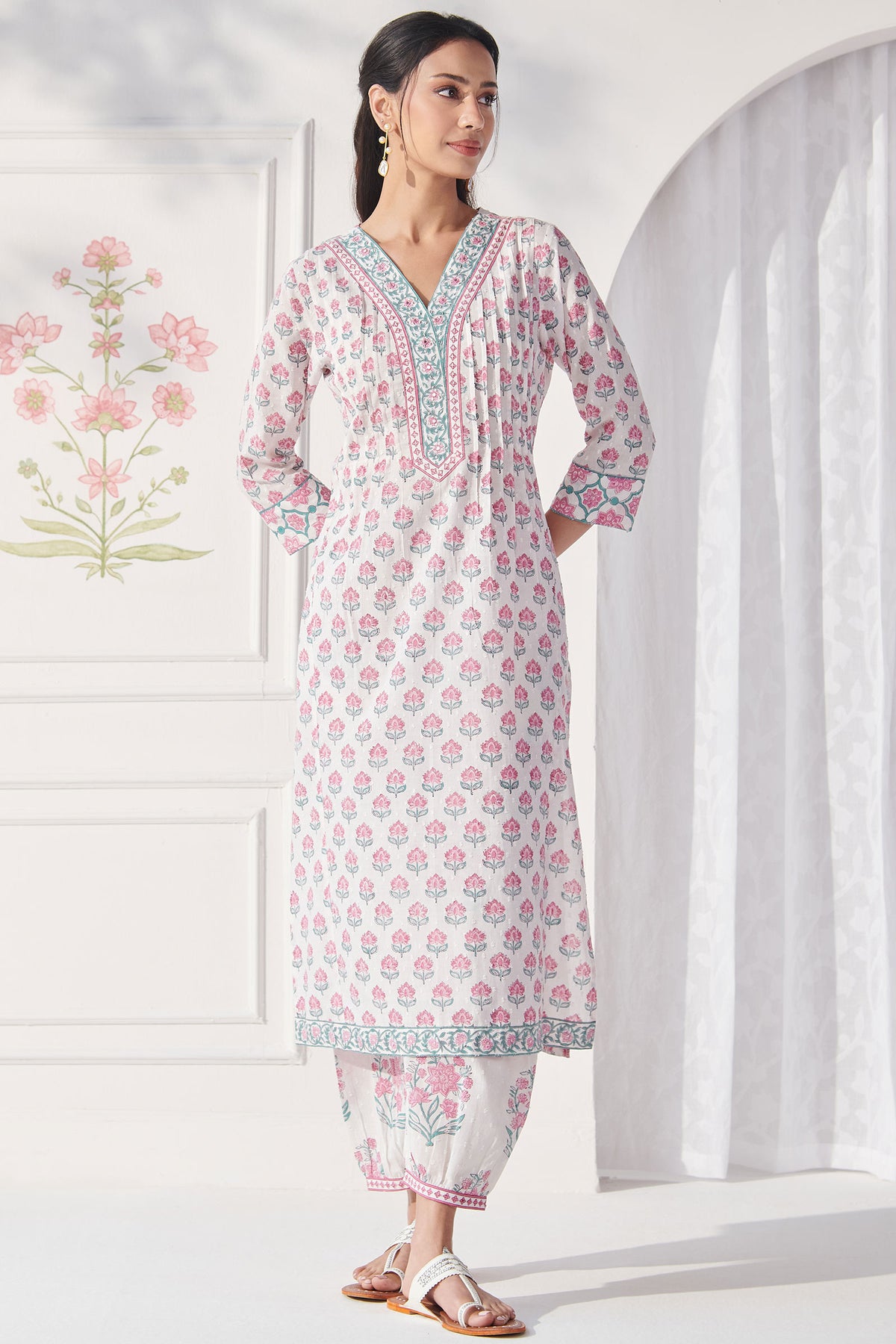 Gulbahar Faizah Sanganeri Kurta