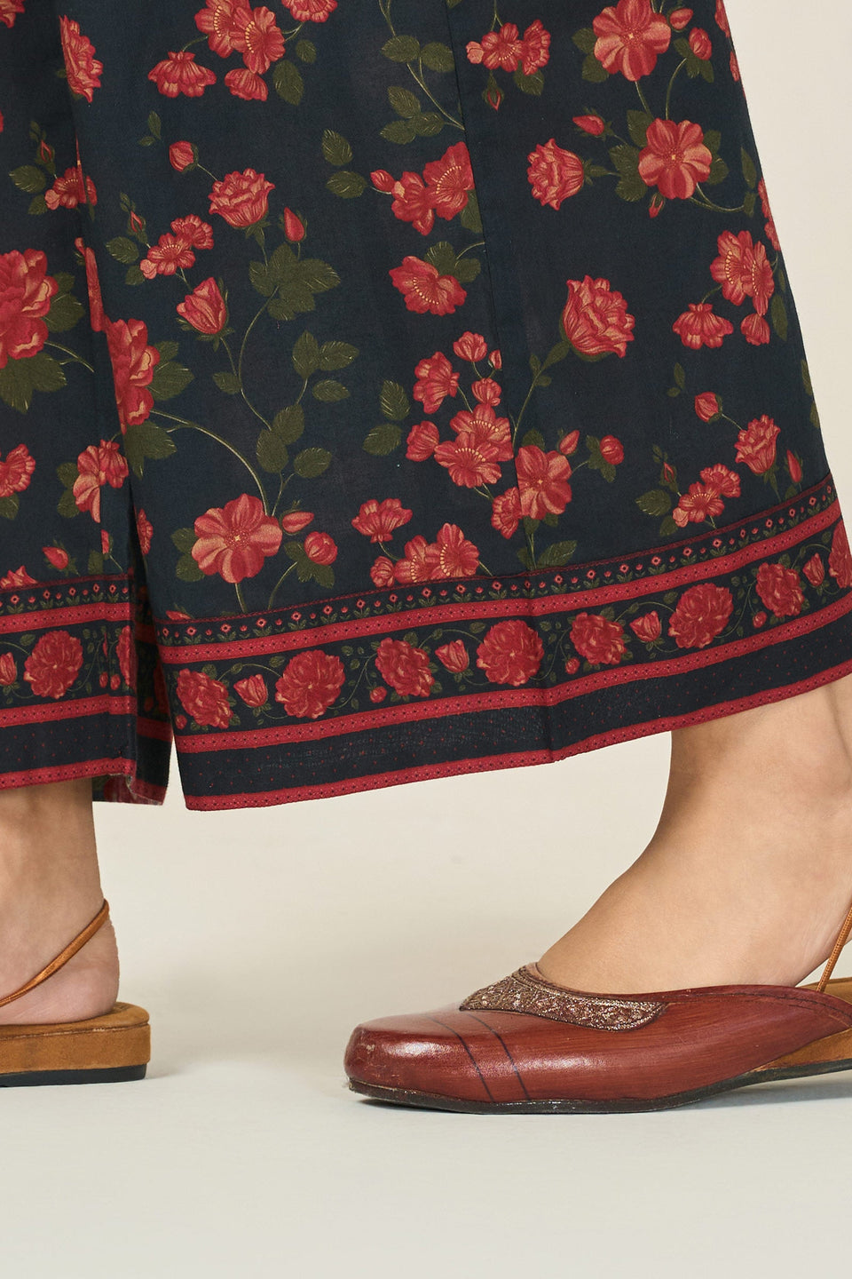 Surplus: Laylah Samara Farsi