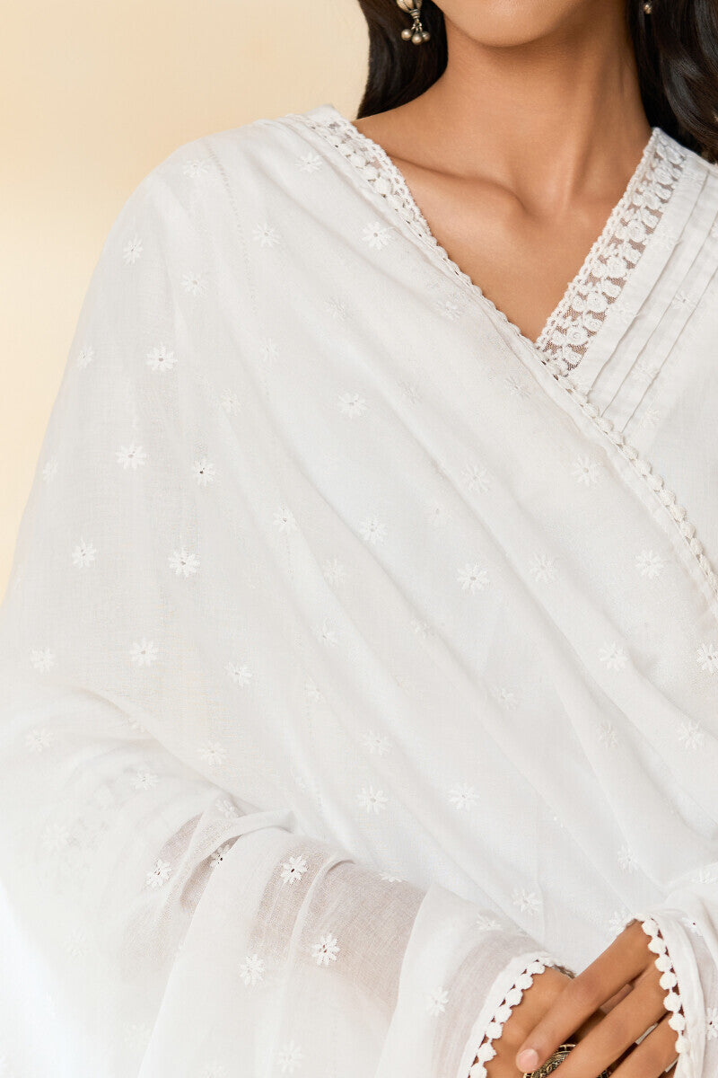 Raahat Aafiyah White Dupatta