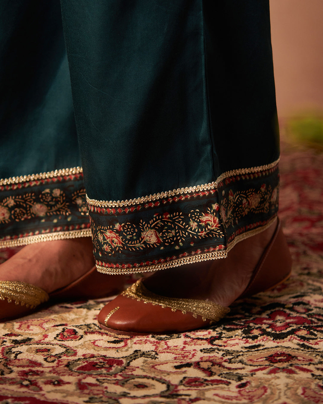 Roshanara Inara Bagru Dabu Farsi