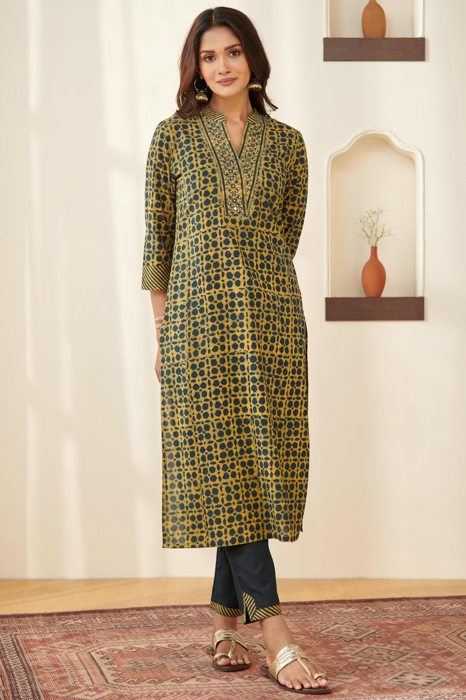 Surplus: Sehra Mumtaz Kurta
