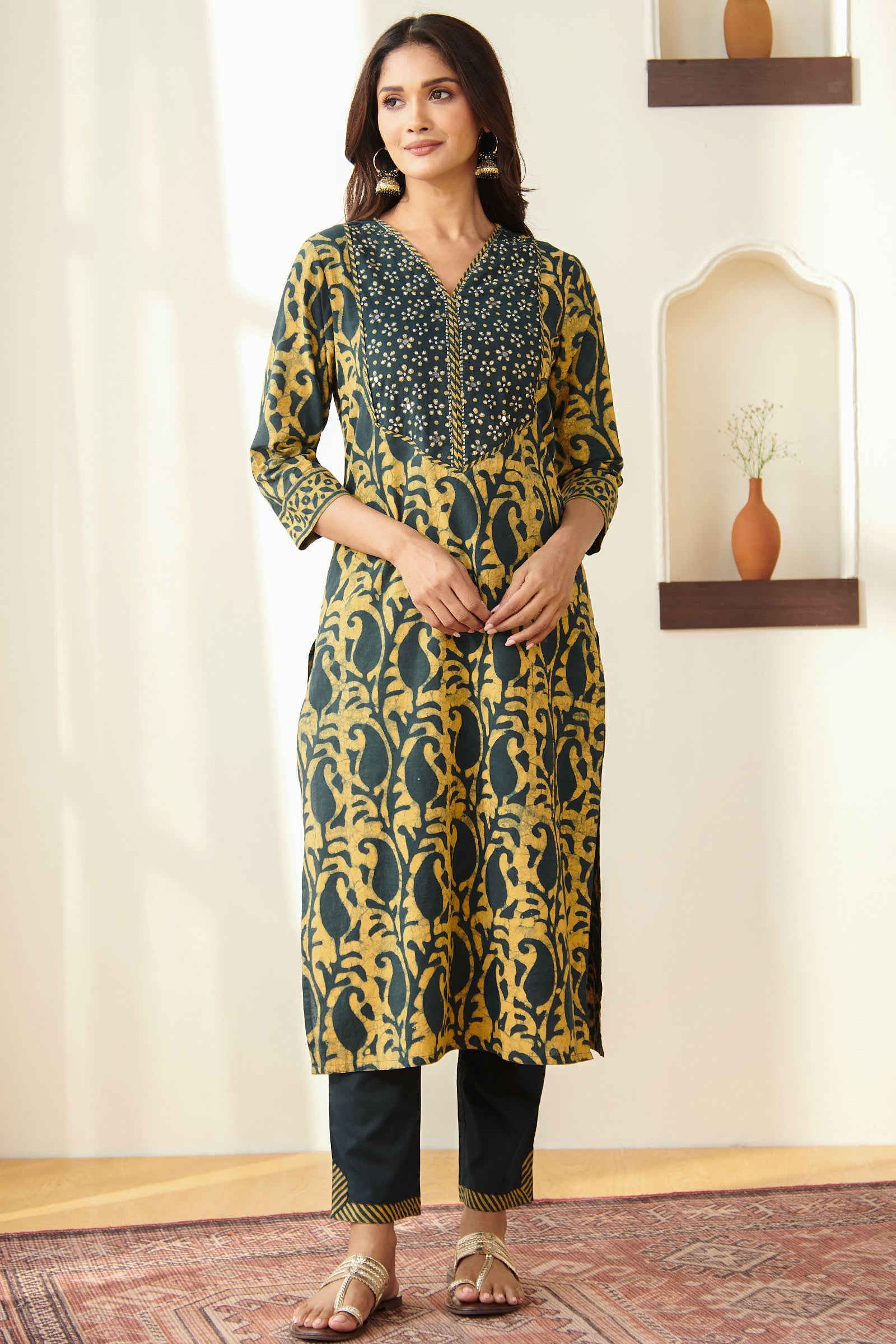 Sehra Aisha Kurta