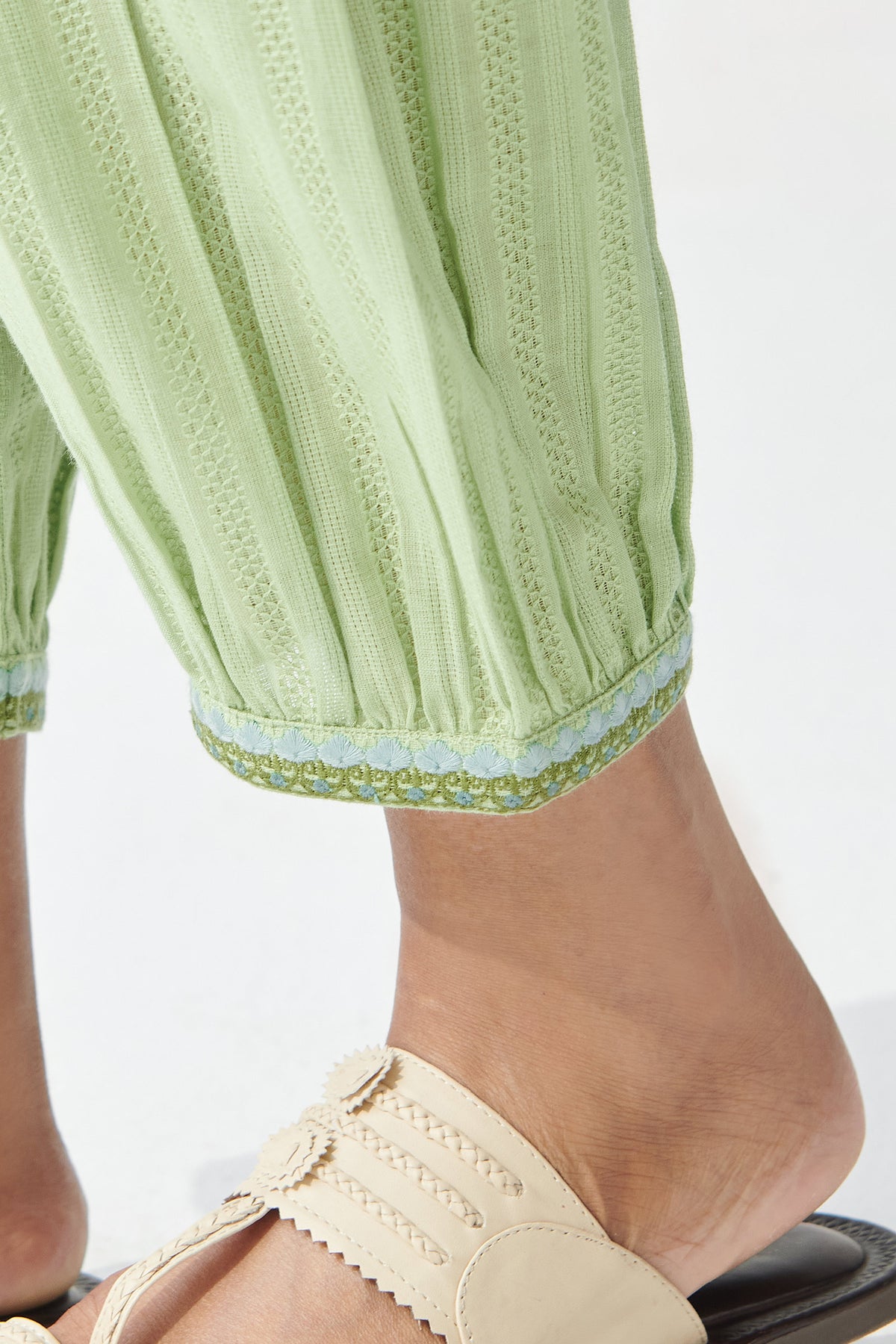 Mehraab Amira Green Izhaar Pants