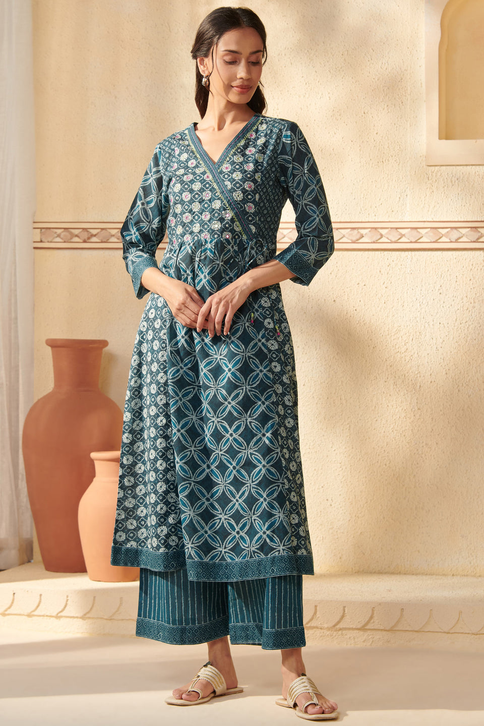 Surplus: Rangrez Noor Kurta
