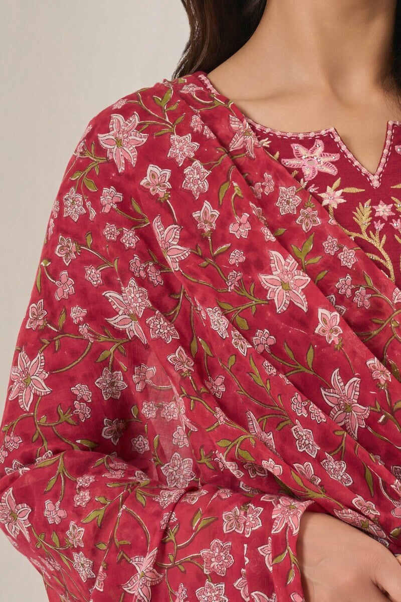 Mehraab Shahida Dupatta