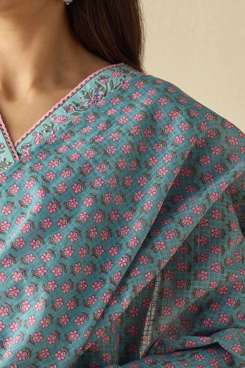 Nazm Inaya Dupatta