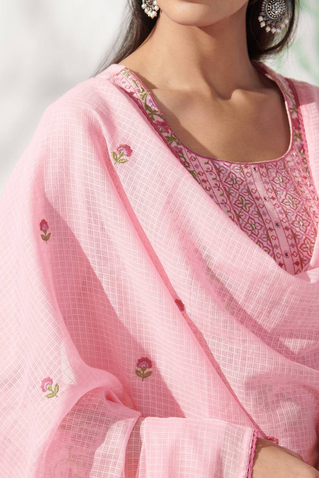 Mehraab Rozinah Pink Dupatta