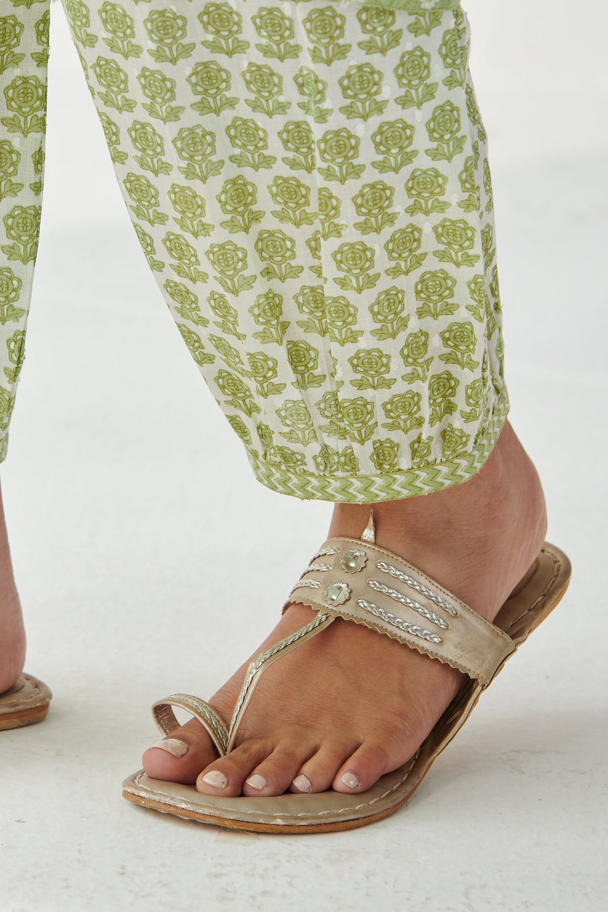 Gulbahar Mehreen Sanganeri Izhaar Pants