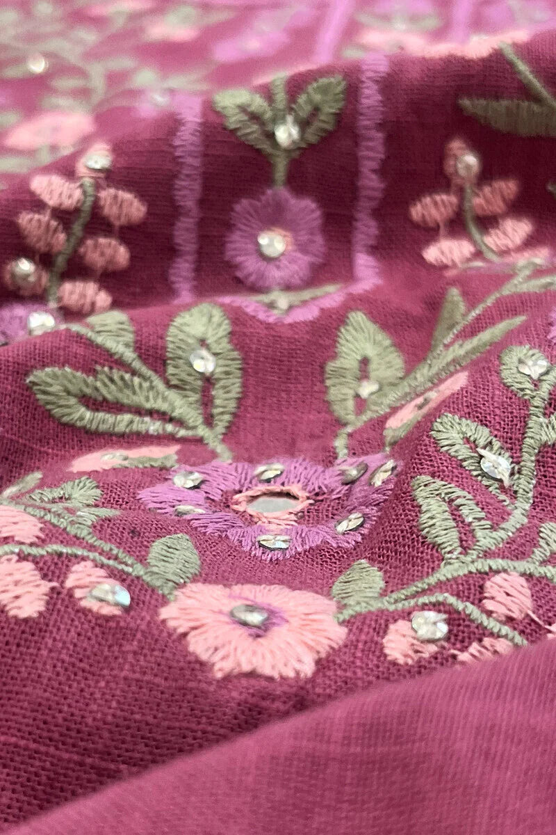 Surplus: Mehraab Surina Kurta