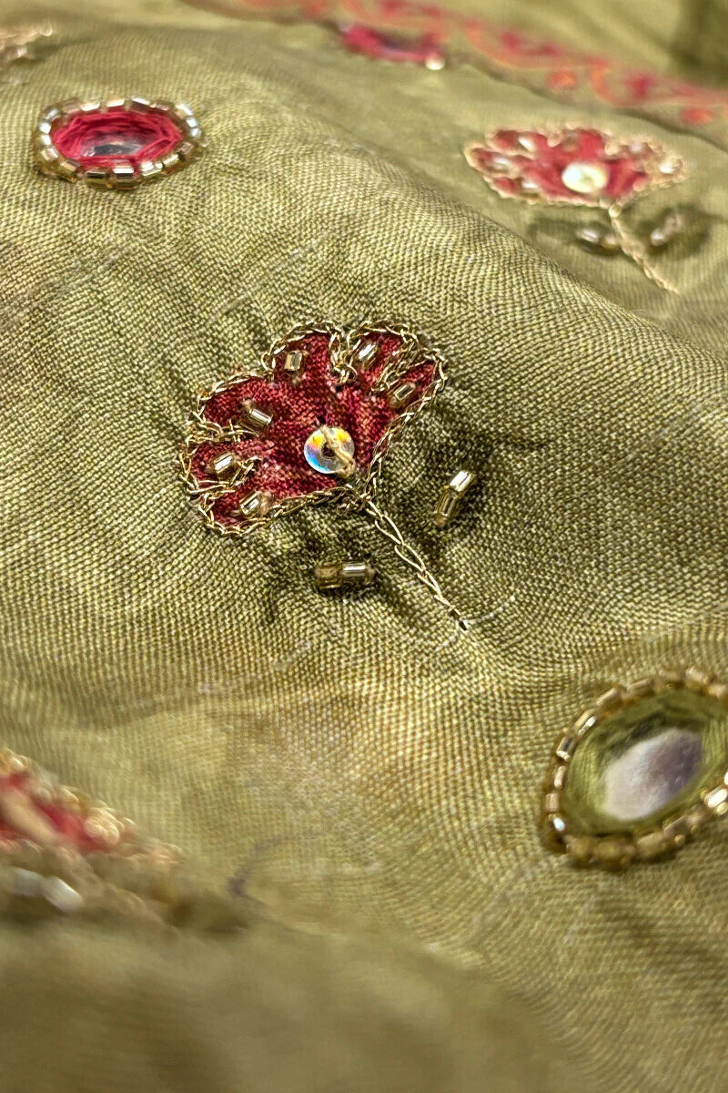 Surplus: Mehrunissa Zehna Kurta