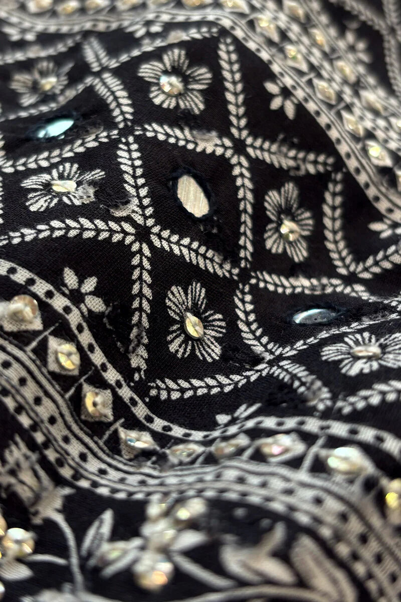 Surplus: Mumtaz Rehmat Kurta