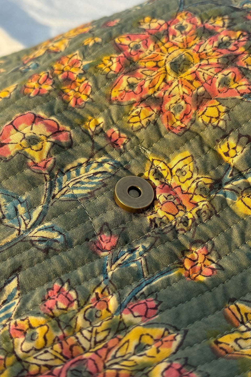 Roza Nasreen Crossbody Bag