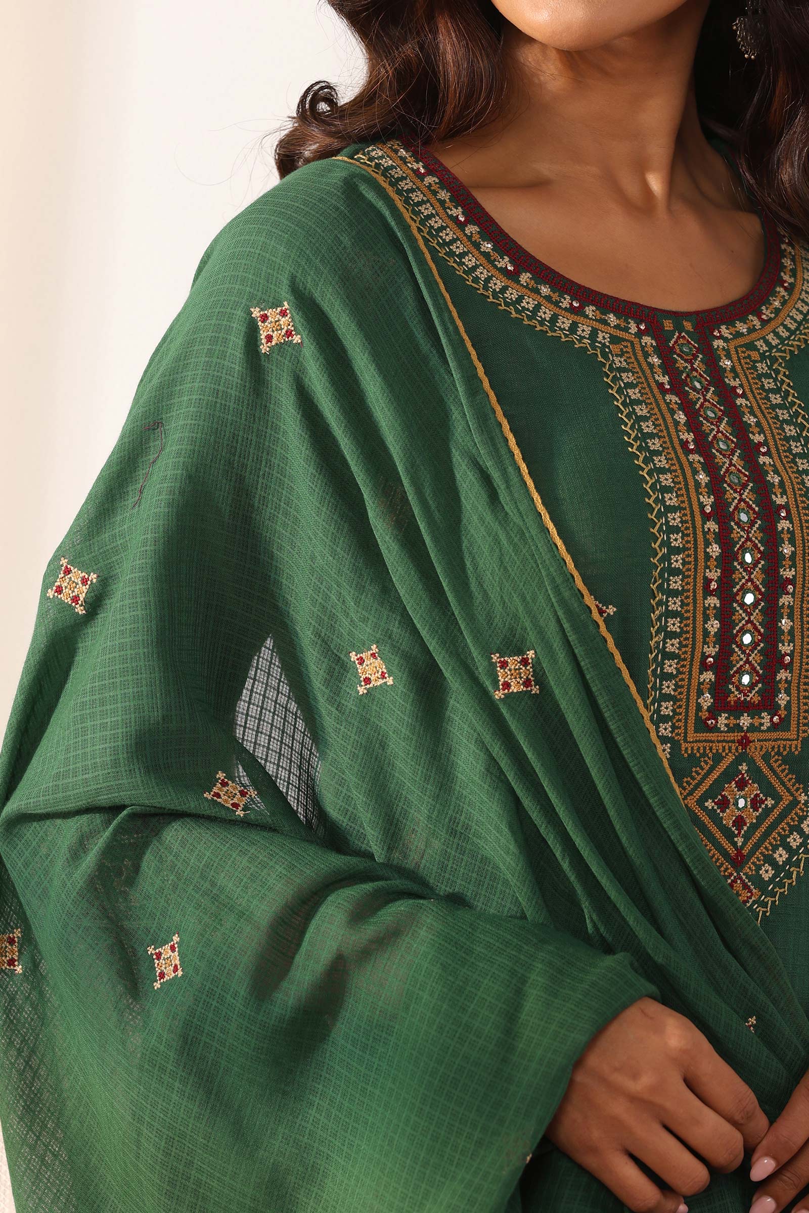 Mehraab Mira Green Dupatta