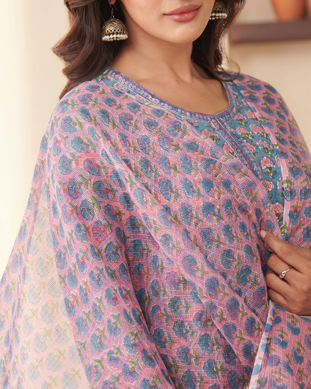 Gulbarg Kaira Sanganeri Dupatta