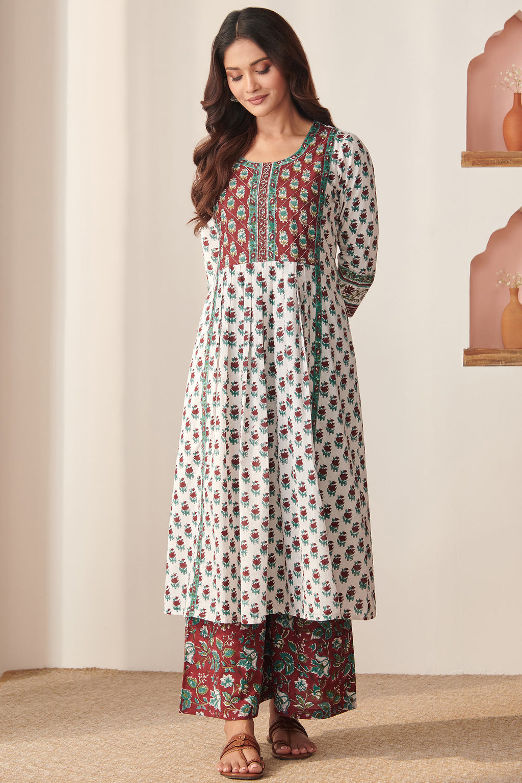 Gauhar Aafiya Kurta