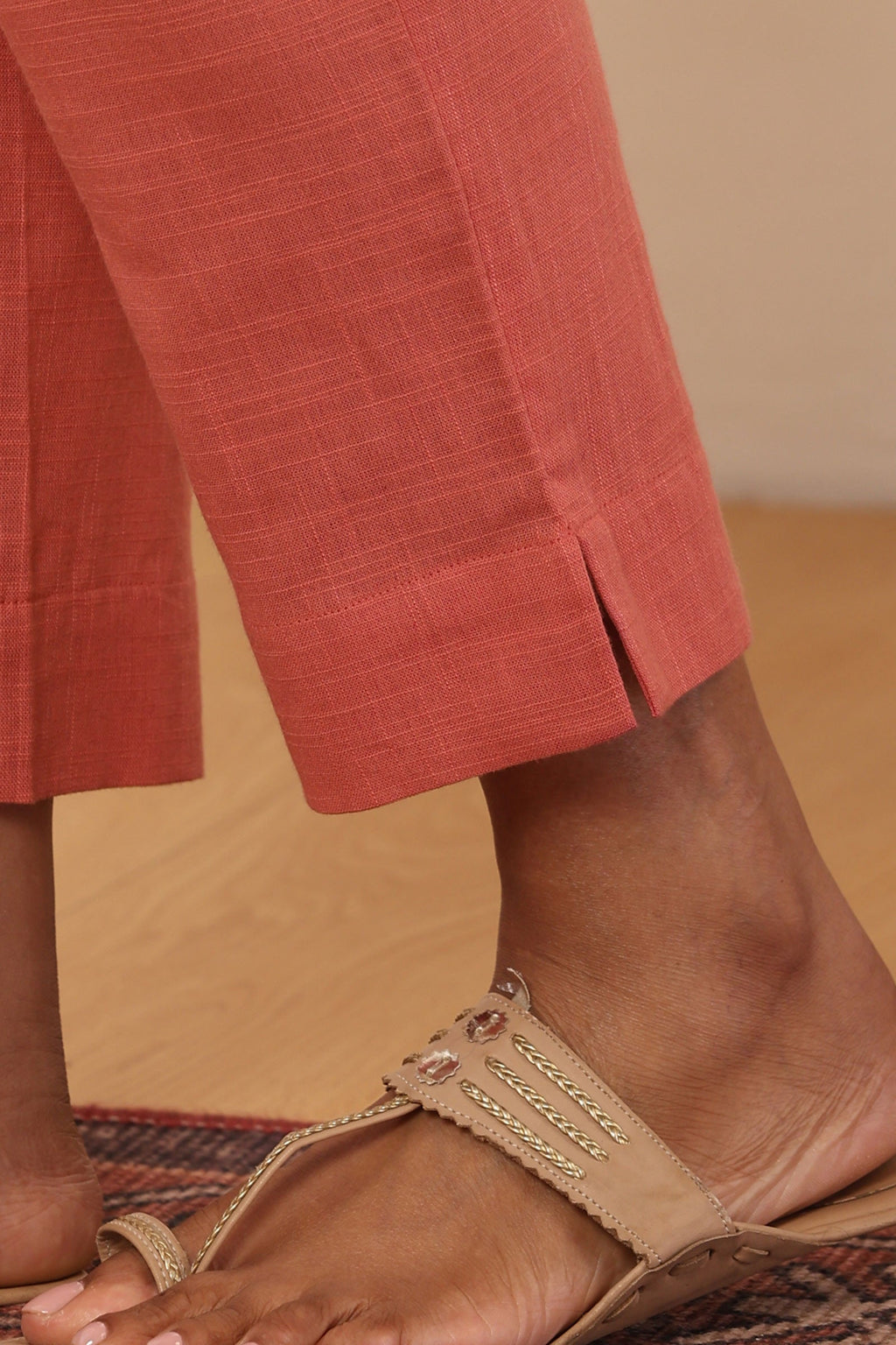 Surplus: Roza Raima Pink Narrow Pants