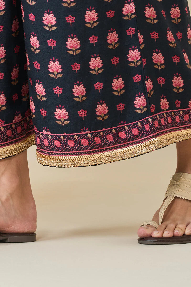 Surplus: Mehrunissa Aafiya Palazzo