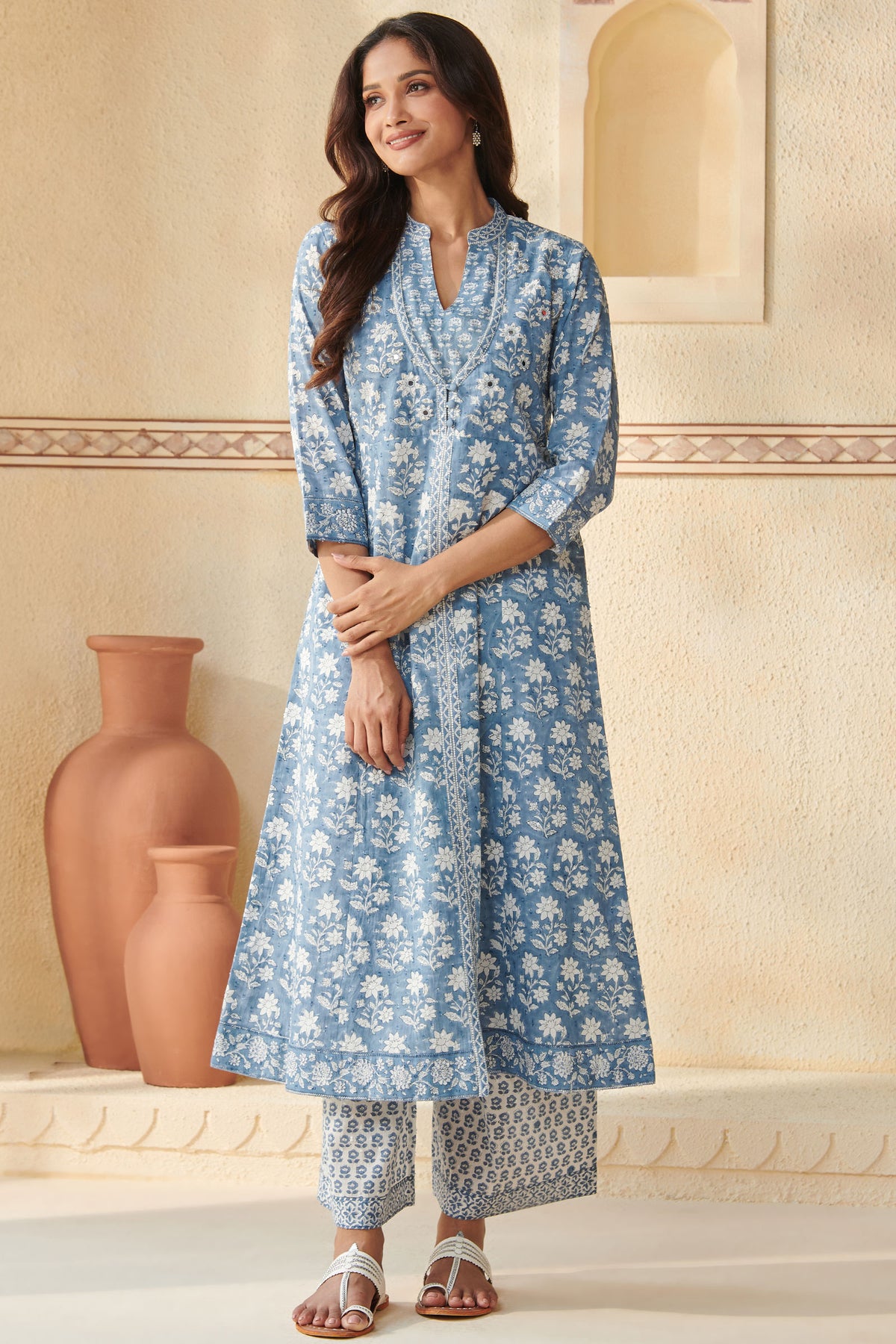 Neelofar Sahiba Sanganeri Kurta