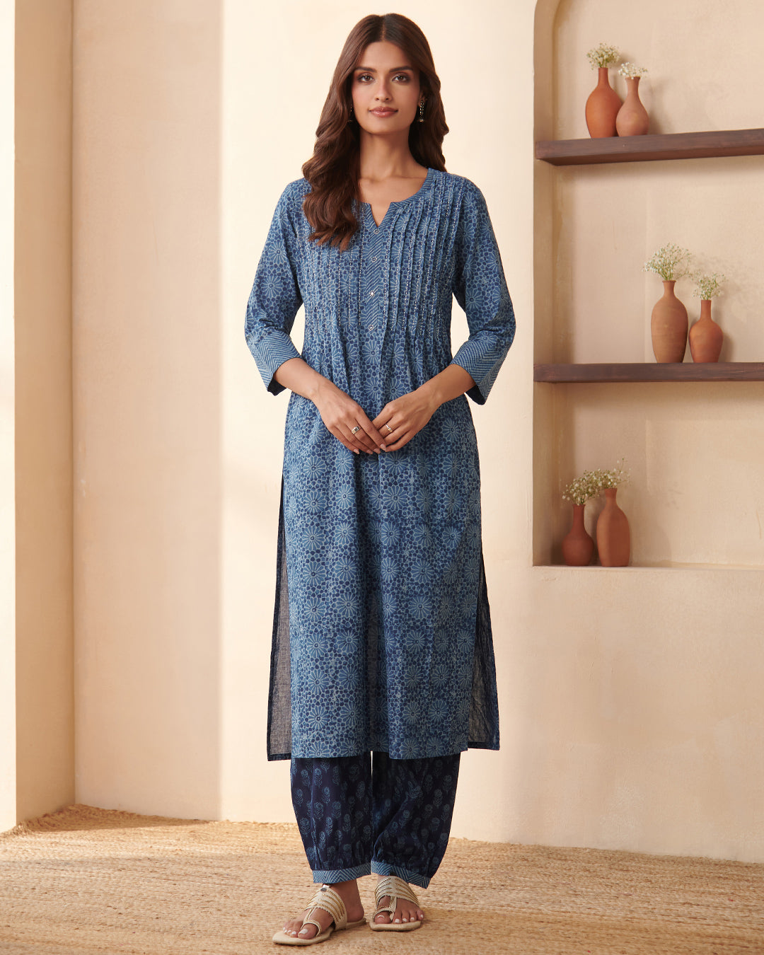 Sehra Nazia Jahota Dabu Kurta