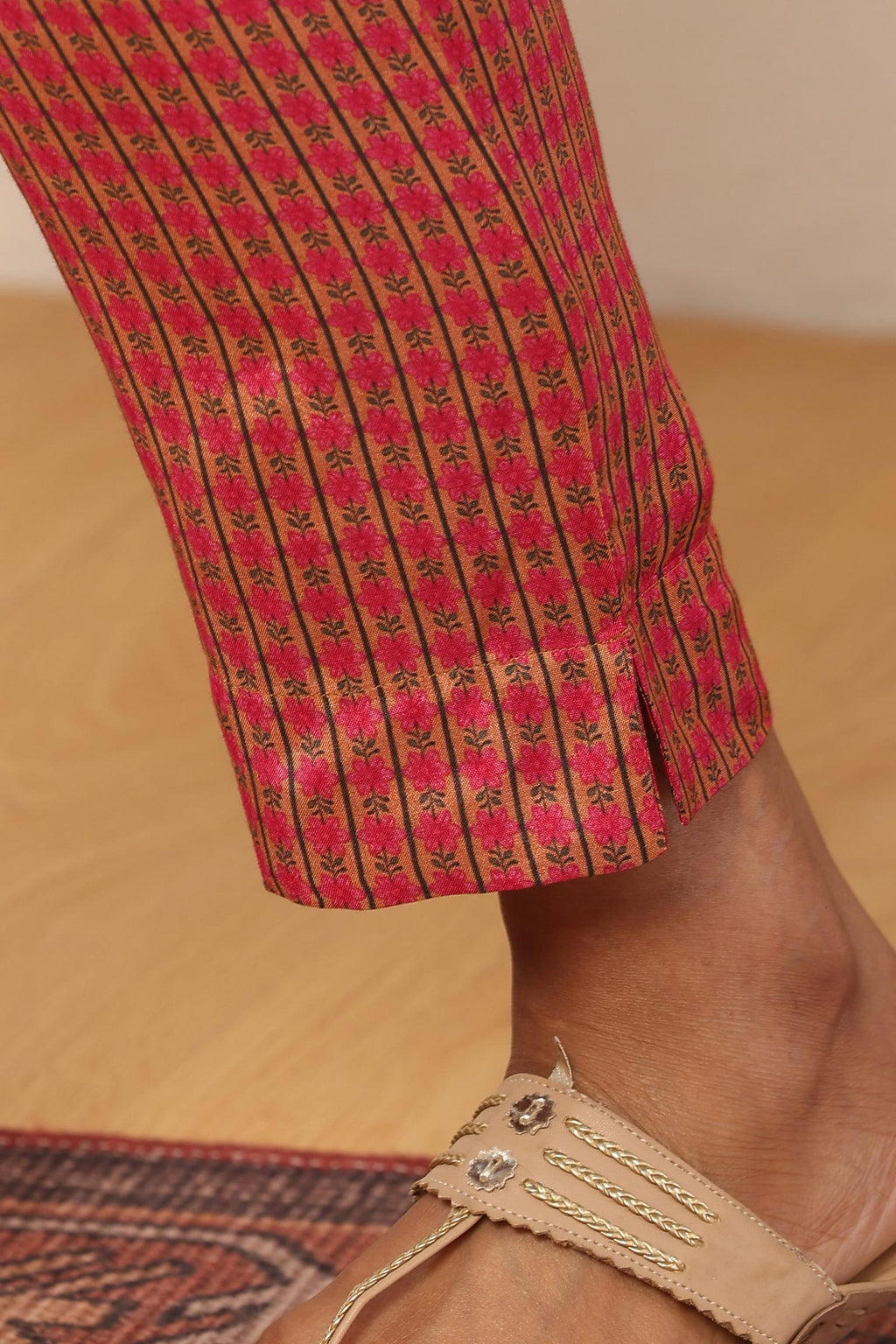 Mahnoor Zara Narrow Pants