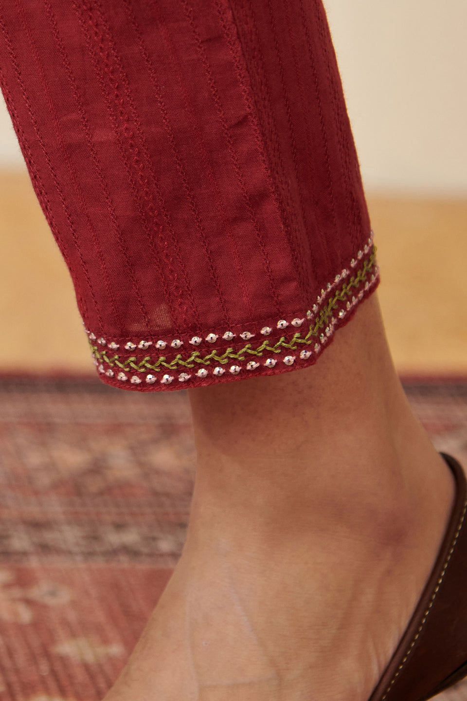 Roza Razia Maroon Narrow Pants