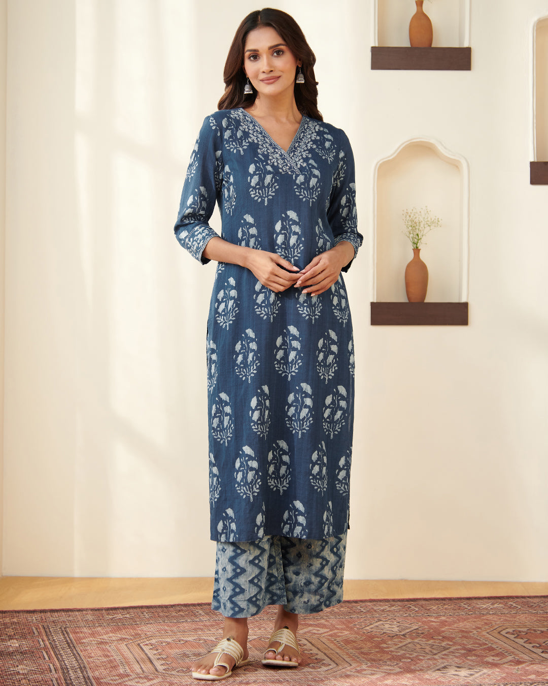Noor Rumaisa Akola Kurta