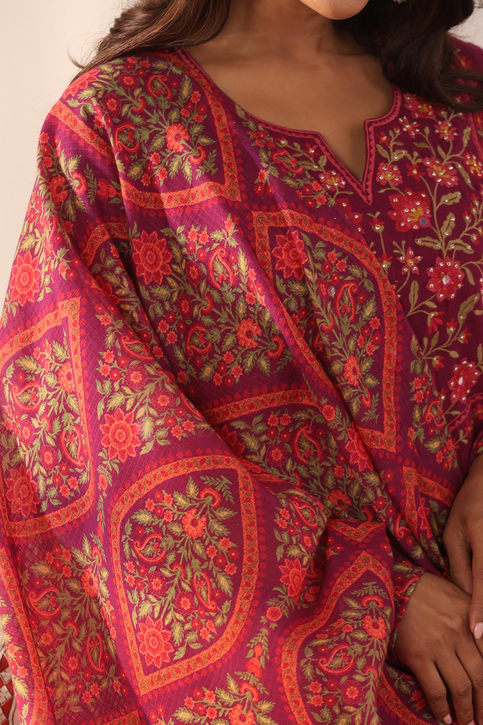 Mehraab Nusrat Narrow Dupatta