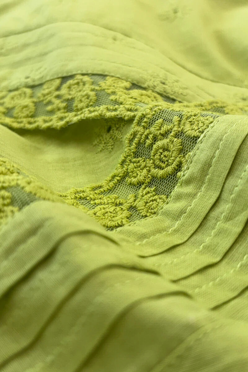 Surplus: Roza Aafiyah Green Schiffli Kurta