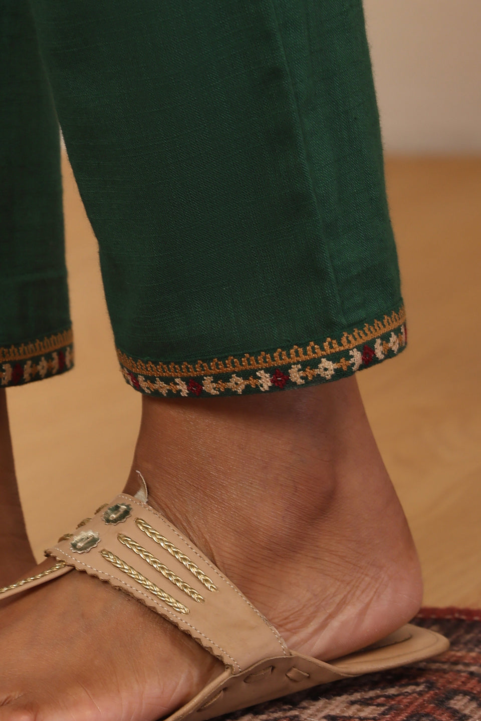 Mehraab Mira Green Narrow Pants