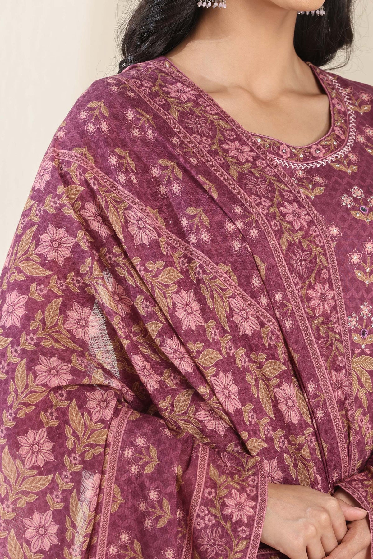 Surplus: Roz Meher Faiza Dupatta