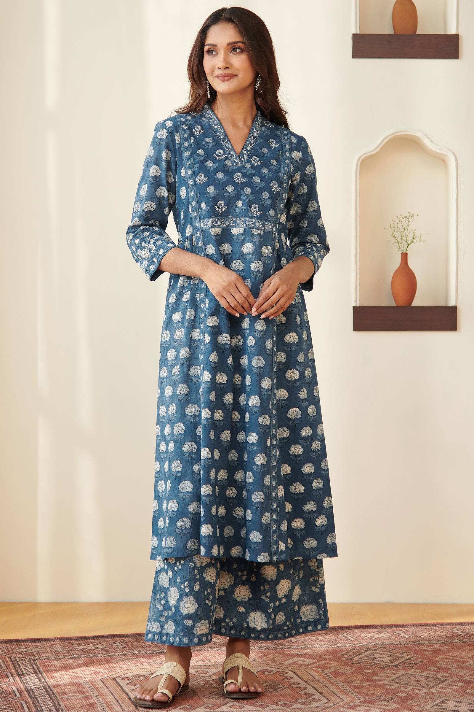 Surplus: Noor Aasira Bagru Kurta