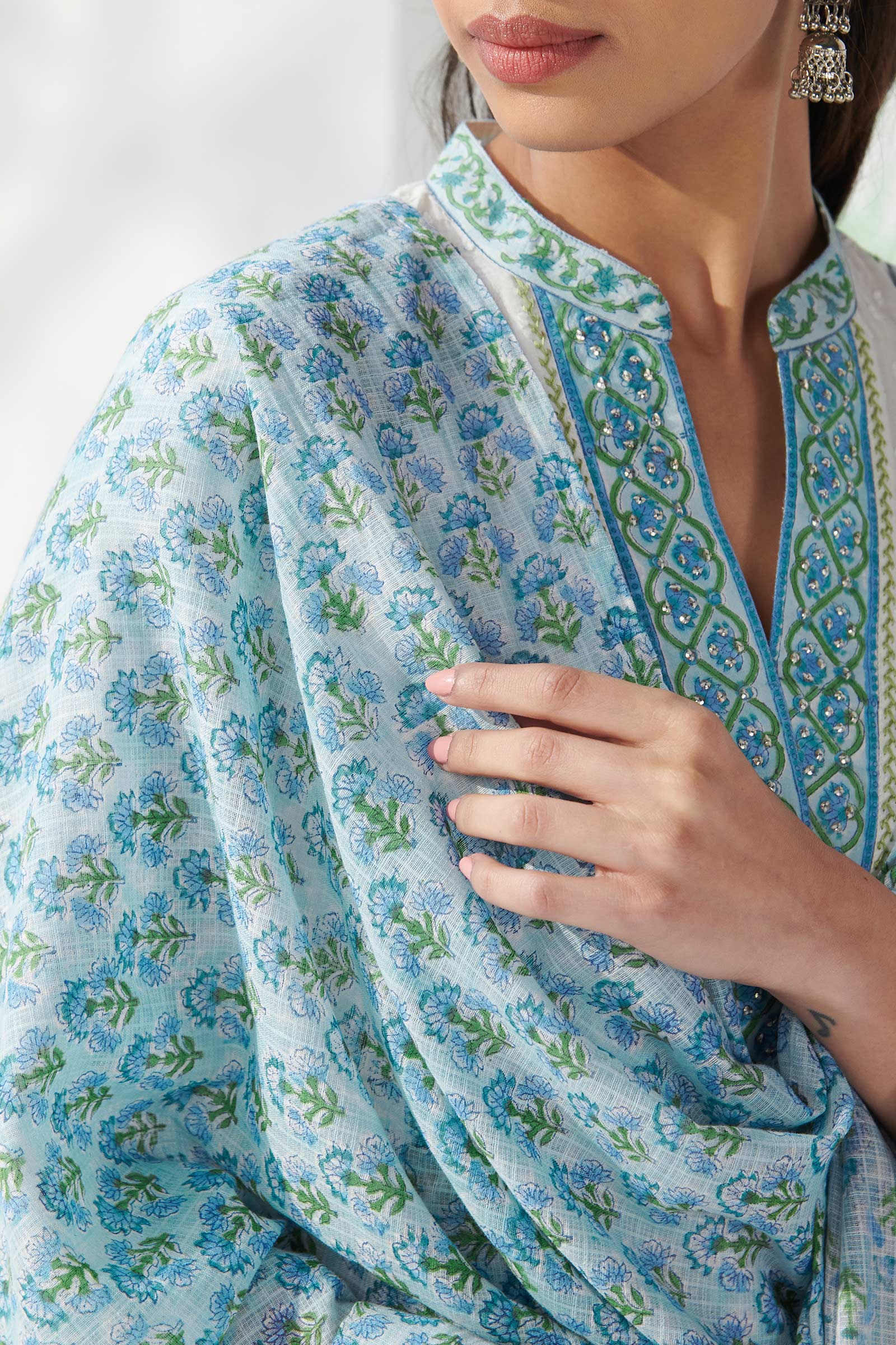 Gulbahar Roohi Sanganeri Dupatta