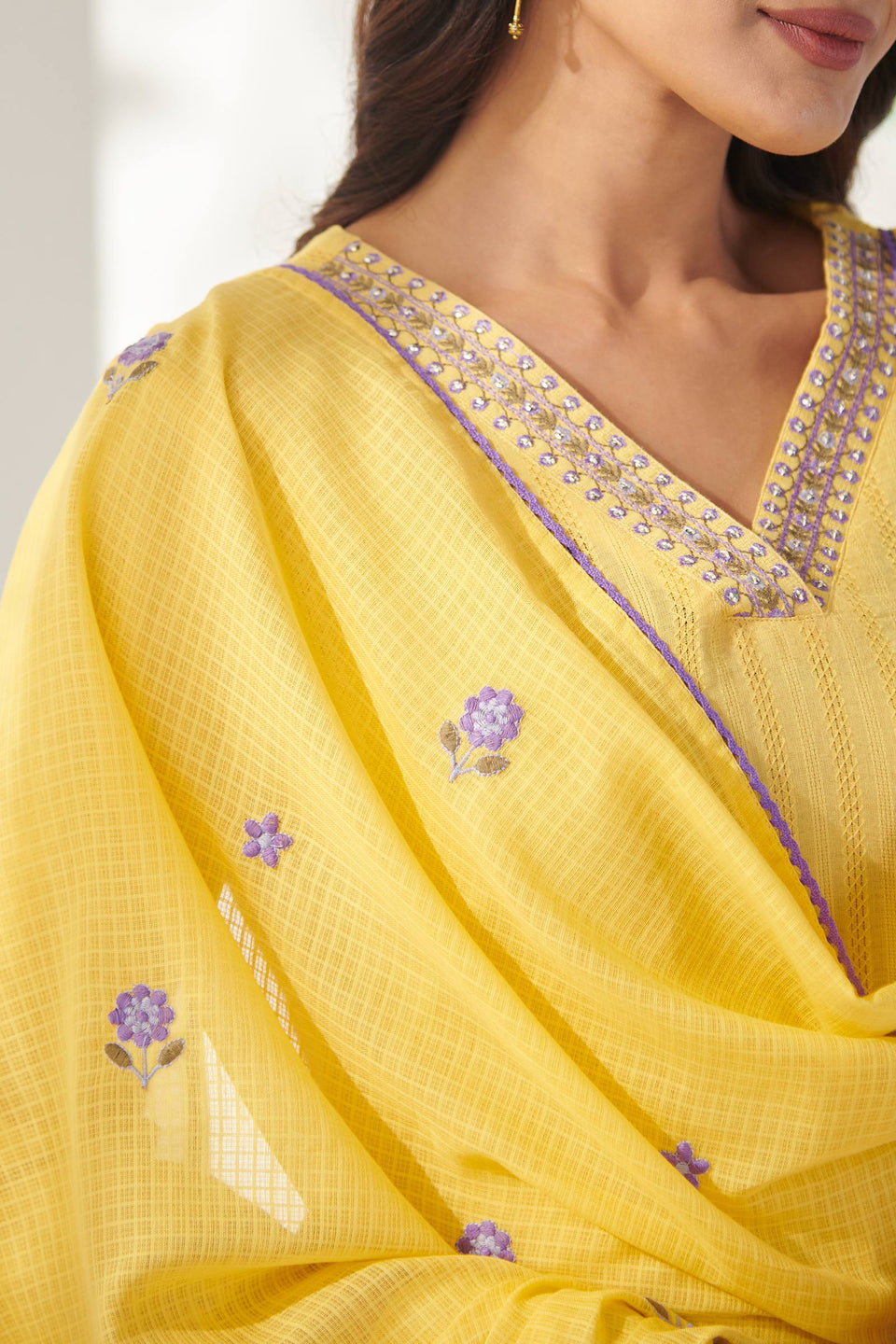 Mehraab Zaina Yellow Dupatta